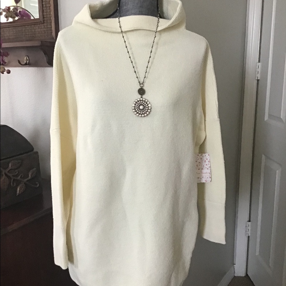 Free People Ottoman Slouchy Tunic Sweater.  NWT. - Picture 4 of 12